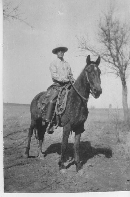 harvey_bowles_badge_horse_1927.jpg - James "Harvey" Harvey Bowles Jr. astride of his favorite horse; notice the badge pinned to the left side of his shirt; photo taken in 1927