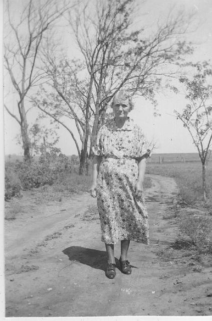 virginia_mary_doyle_bowles_june_1937.jpg - Virginia Mary Doyle Bowles; photo taken June of 1937